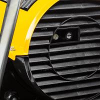 Master B100CED detail zo zadu